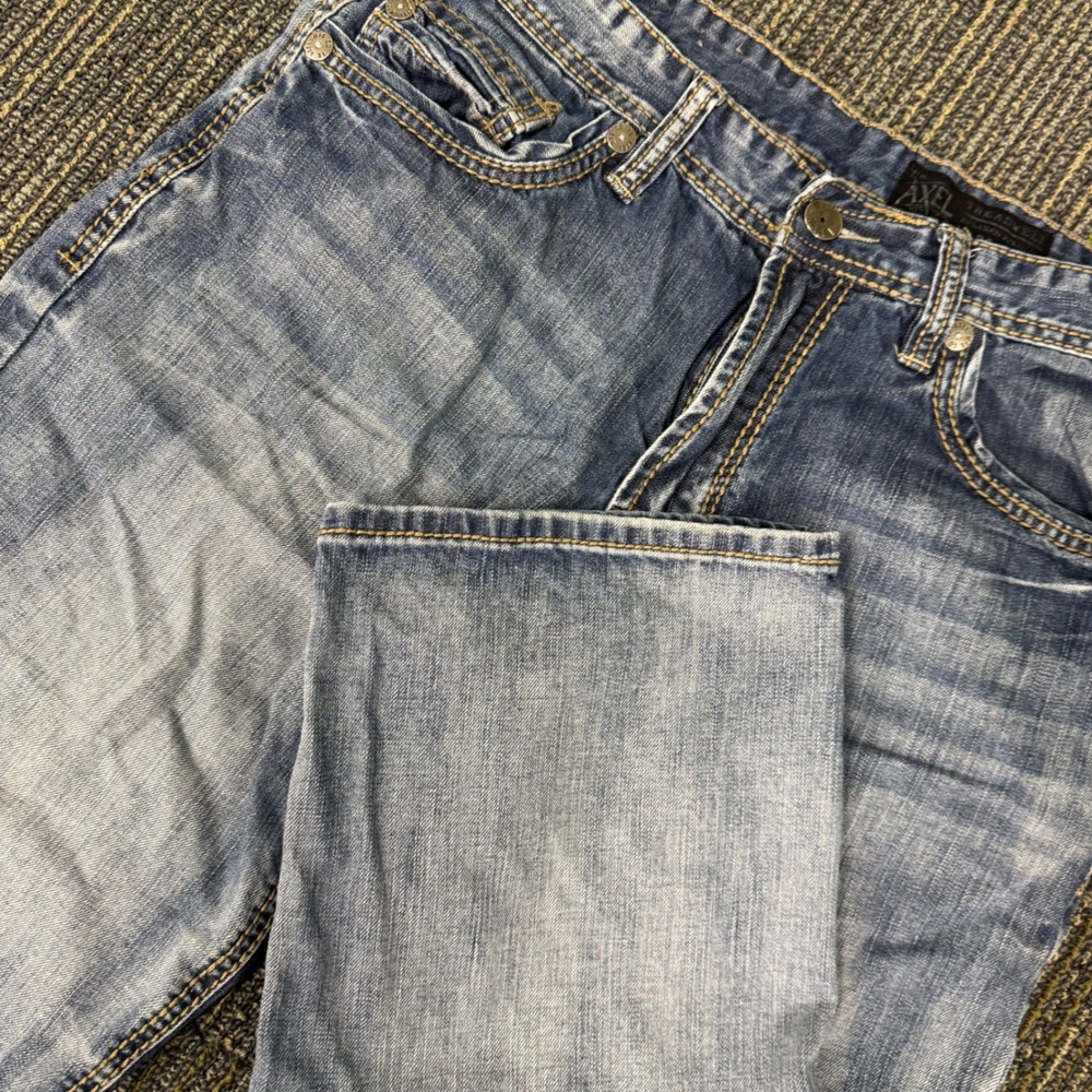 Axel Madison Jeans Mens 32x30 Blue Good Straight Leg Distressed AX41007-8